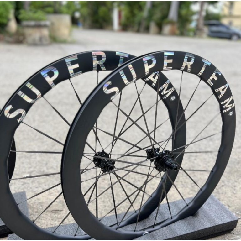 🔥全新公司貨🔥SuperTeam Carbon 48/50 DB 碟煞波浪框 彩銀標 碳纖維輪組 自行車輪組 聊聊享優惠