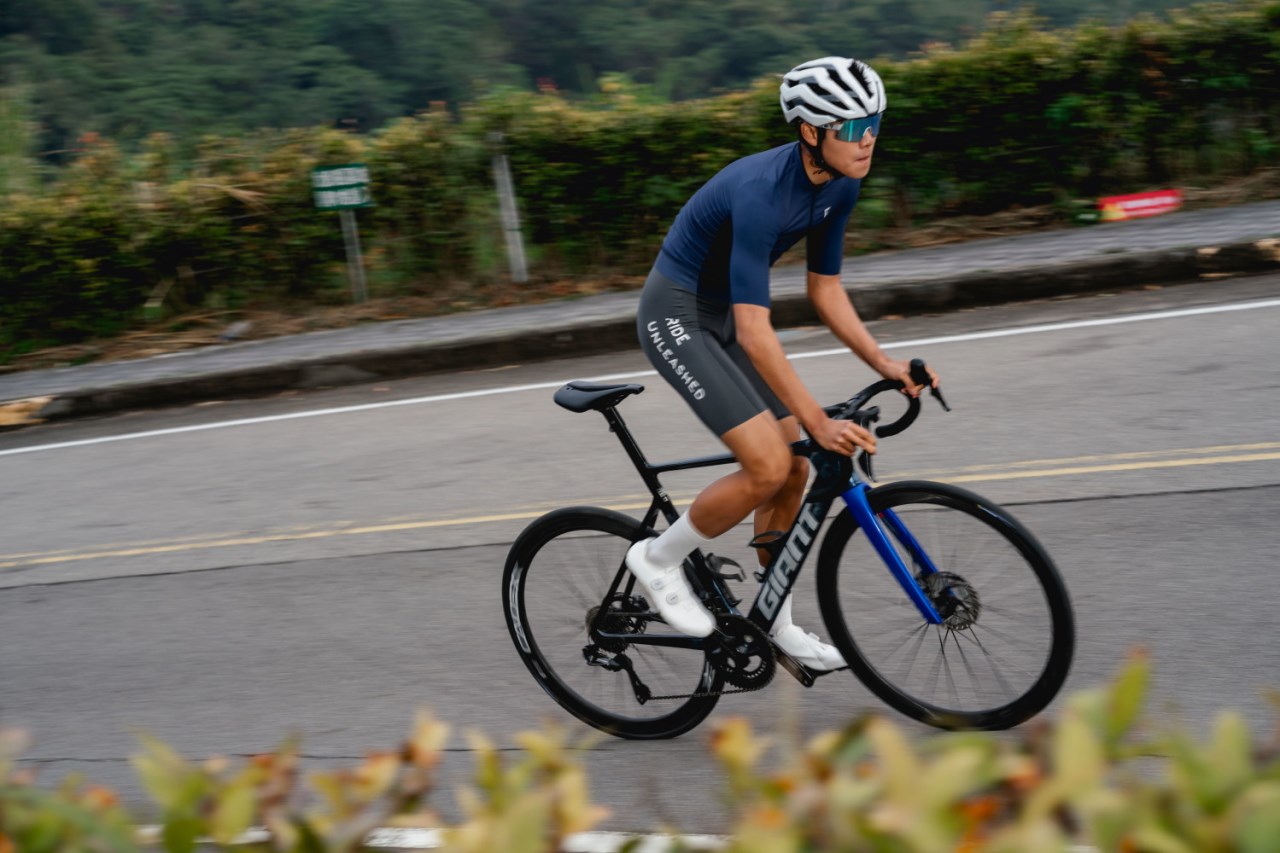 捷安特 GIANT Classic Fit 合身短版短袖車衣  - 藍